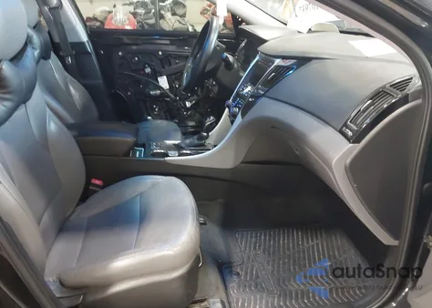 2013 Hyundai Sonata Limited z USA, uszkodzony, nr VIN 5NPEC4AC6DH642552